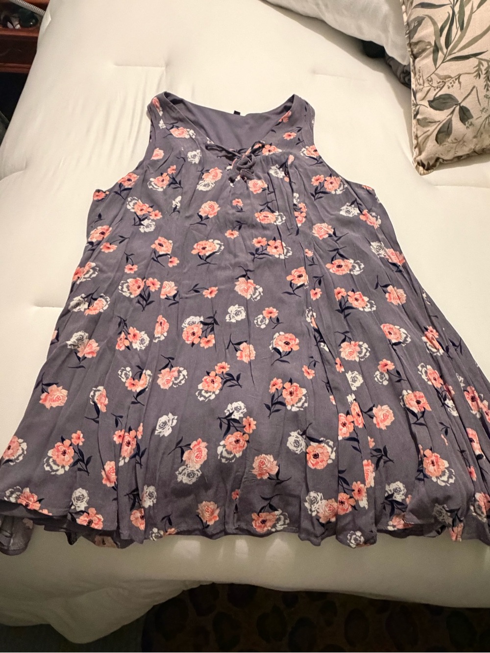 torrid Floral Lace-Up Gauze dress - Gray with Pink/peach Flowers size 3/3x